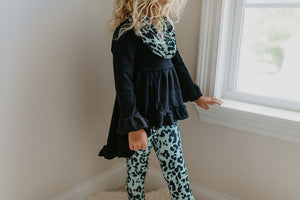 Hi-Lo Scarf Teal Leopard Set